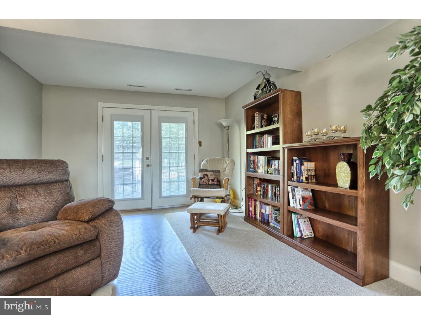 5007 Farming Ridge Boulevard Reading, PA 19606 - Photo 20 of 24 Family Room