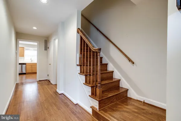 $914,900 | 1608 Dunterry Place, McLean, VA 22101