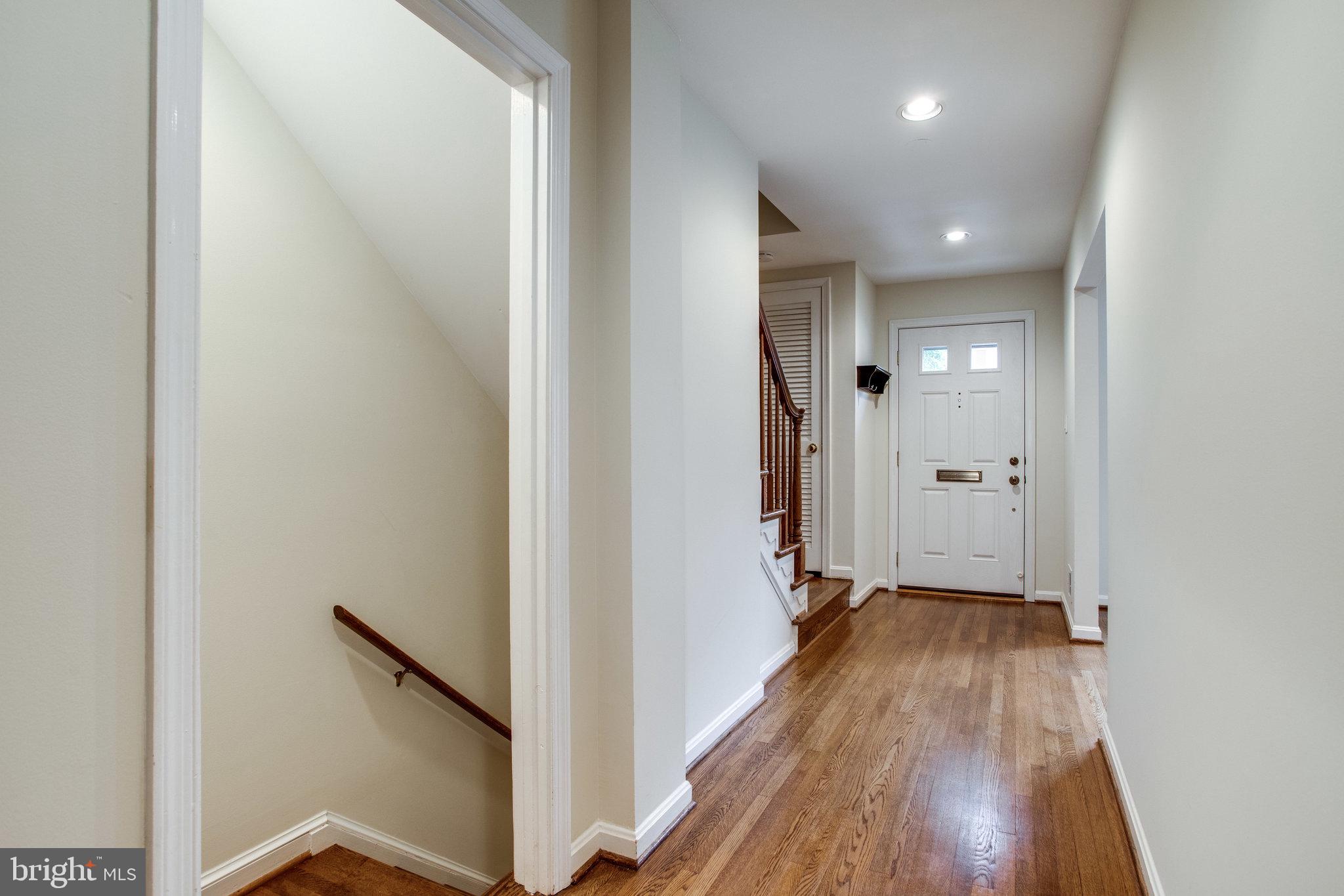 1608 Dunterry Place McLean, VA 22101 - Photo 15 of 41
