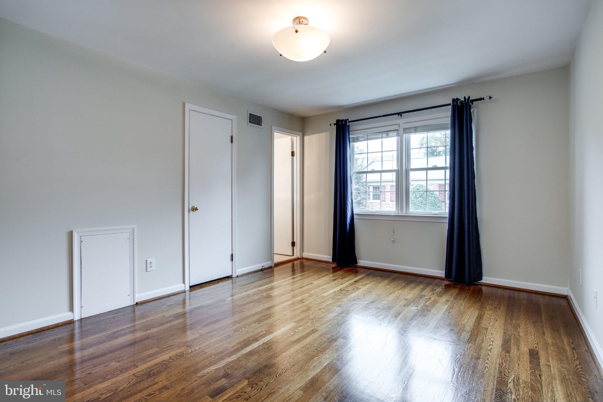 1608 Dunterry Place McLean, VA 22101 - Photo 19 of 41