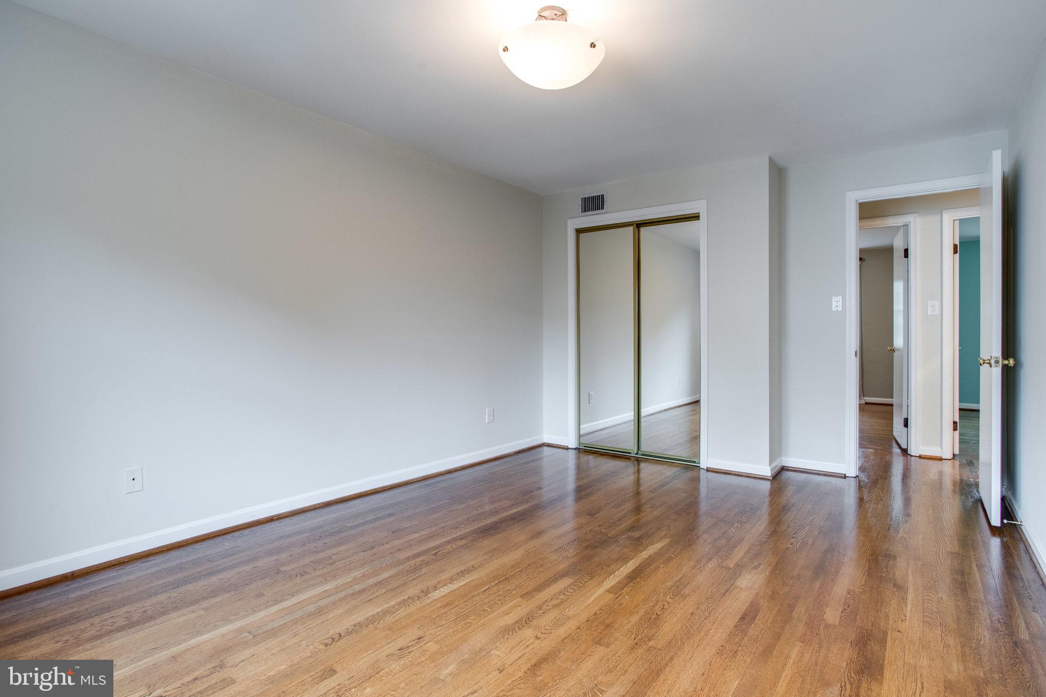 1608 Dunterry Place McLean, VA 22101 - Photo 25 of 41