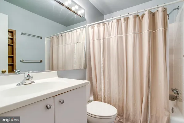 $914,900 | 1608 Dunterry Place, McLean, VA 22101