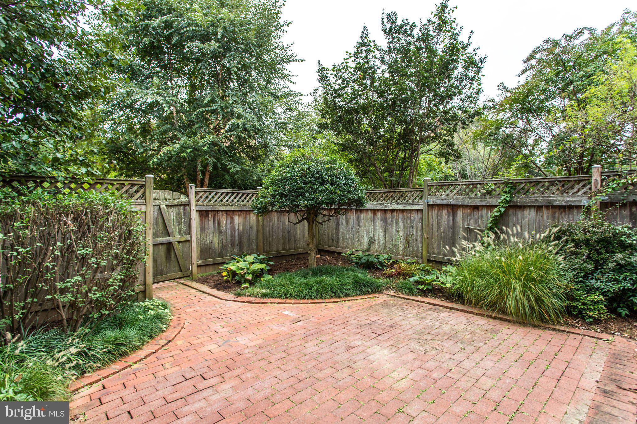 1608 Dunterry Place McLean, VA 22101 - Photo 39 of 41