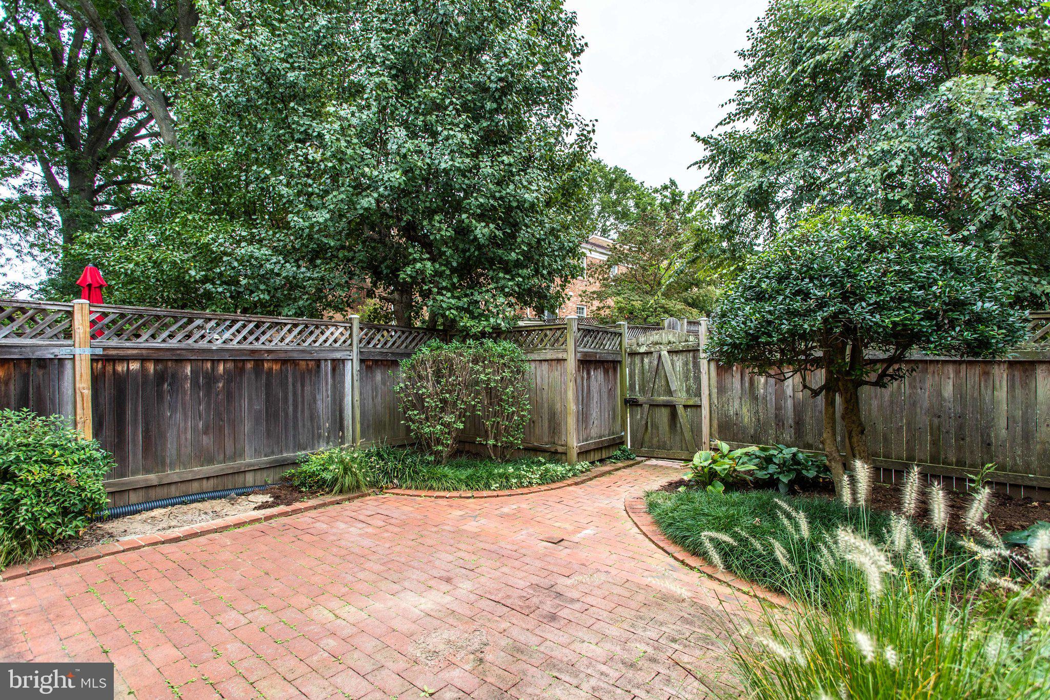 1608 Dunterry Place McLean, VA 22101 - Photo 40 of 41