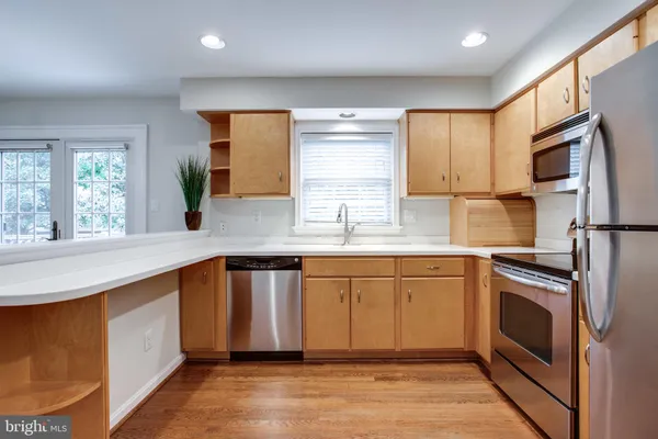 $914,900 | 1608 Dunterry Place, McLean, VA 22101