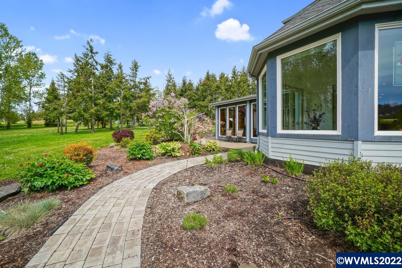 4040 Illahe Hill Road South Salem, OR 97302 - Photo 38 of 42