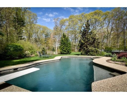 6 Donnelly Drive Dover, MA 02030 - Photo 3 of 30