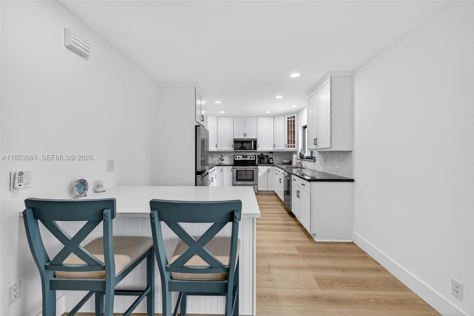 2481 Southeast 15th Street Pompano Beach, FL 33062 - Photo 18 of 36