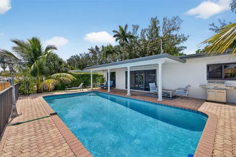 $1,488,000 | 2481 Southeast 15th Street, Pompano Beach, FL 33062