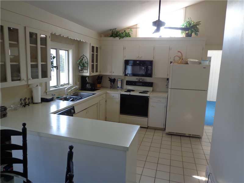 71 Middle Road Cumberland, ME 04021 - Photo 11 of 13 Kitchen.