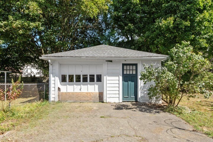 18 Smith Road Saugus, MA 01906 - Photo 33 of 35 Gallery Image 33