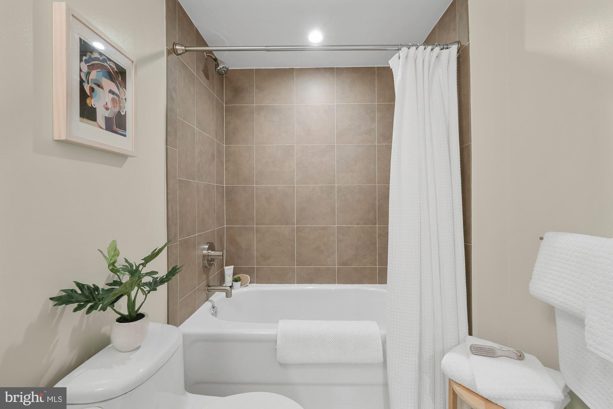 1025 First Street Southeast, Unit 412 Washington, DC 20003 - Photo 18 of 36