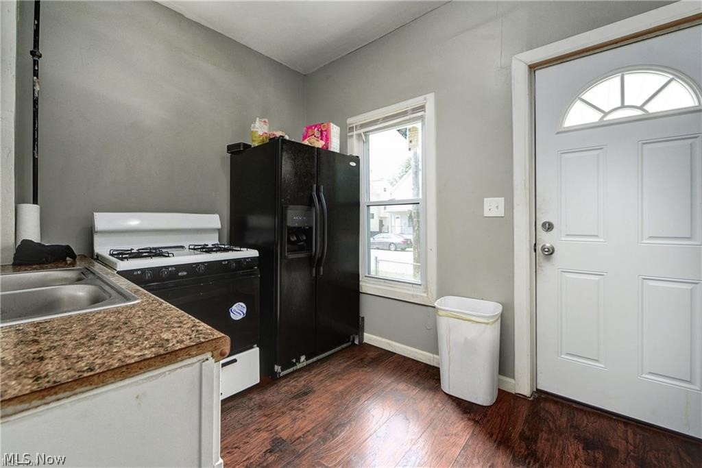 2945 Fulton Road Cleveland, OH 44113 - Photo 11 of 26 Gallery Image 11
