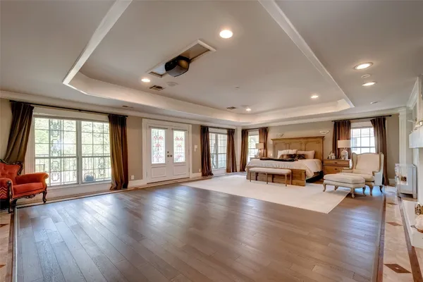 $16,550 | 12445 Memorial Drive, Houston, TX 77024