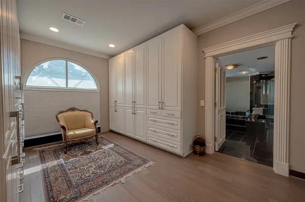 $16,400 | 12445 Memorial Drive, Houston, TX 77024