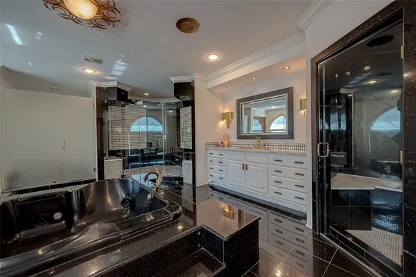 $16,550 | 12445 Memorial Drive, Houston, TX 77024