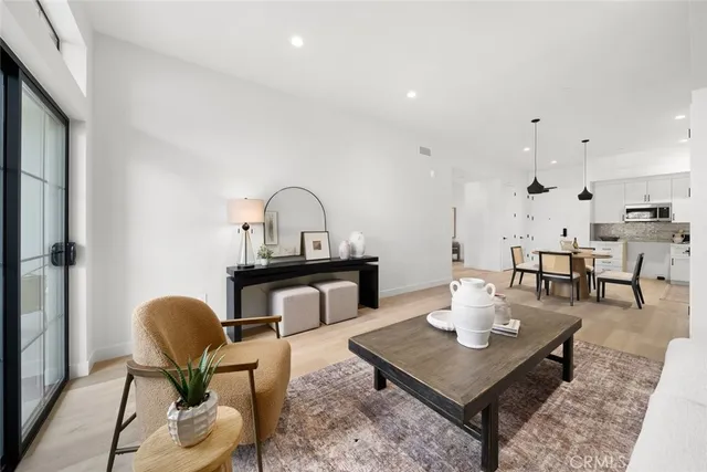 $1,297,250 | 581 Higuera Street, Unit 207, San Luis Obispo, CA 93401