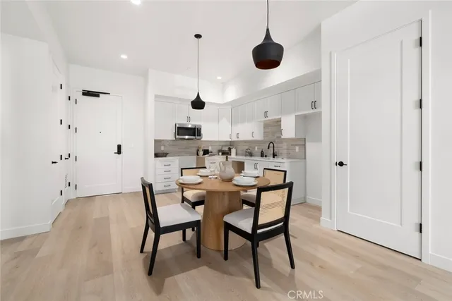 $1,297,250 | 581 Higuera Street, Unit 207, San Luis Obispo, CA 93401