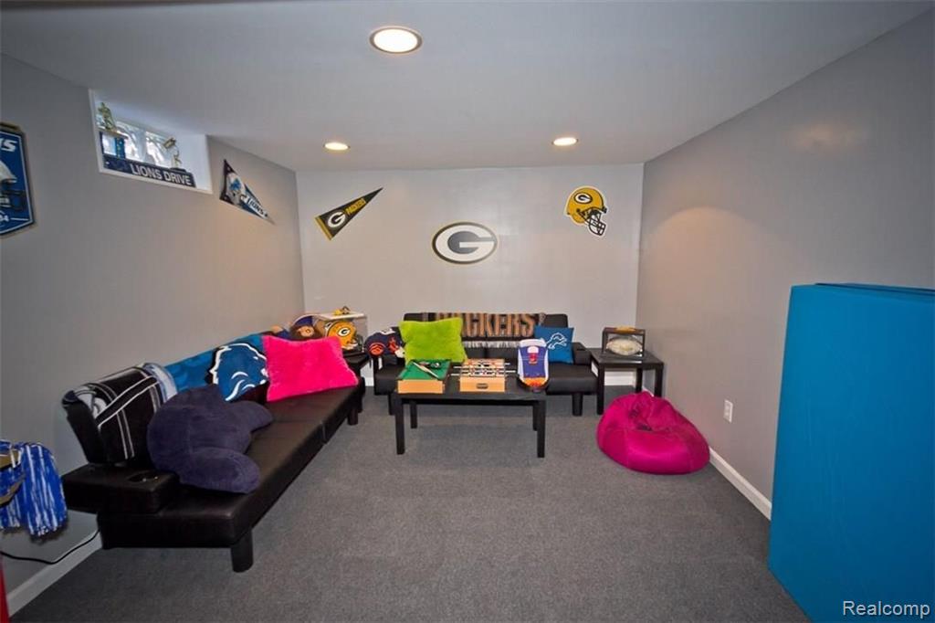 1529 Butternut Avenue Royal Oak, MI 48073 - Photo 25 of 43