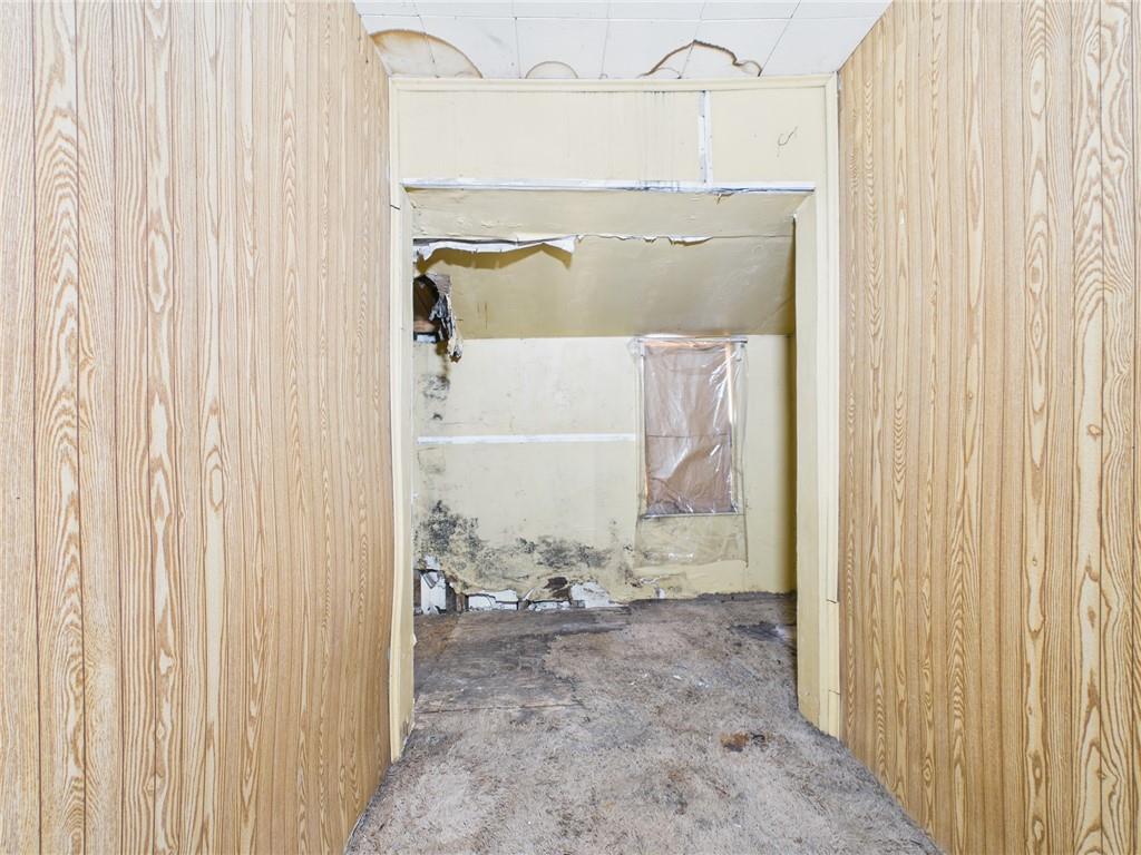 21 Ruth Street Pittsburgh, PA 15211 - Photo 13 of 18 a view of bathroom