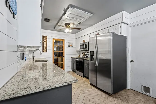 $425,000 | 498 McCraw Lane, Denison, TX 75021