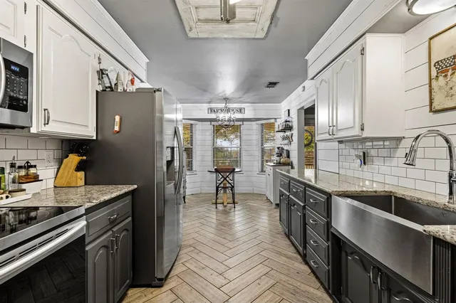 $425,000 | 498 McCraw Lane, Denison, TX 75021