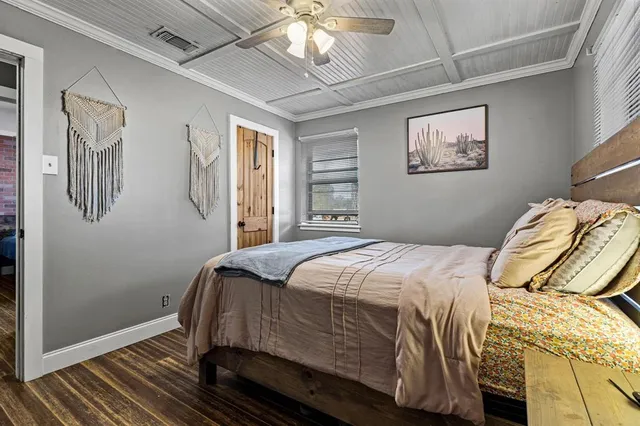 $425,000 | 498 McCraw Lane, Denison, TX 75021