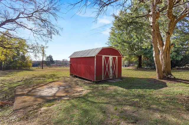 $425,000 | 498 McCraw Lane, Denison, TX 75021