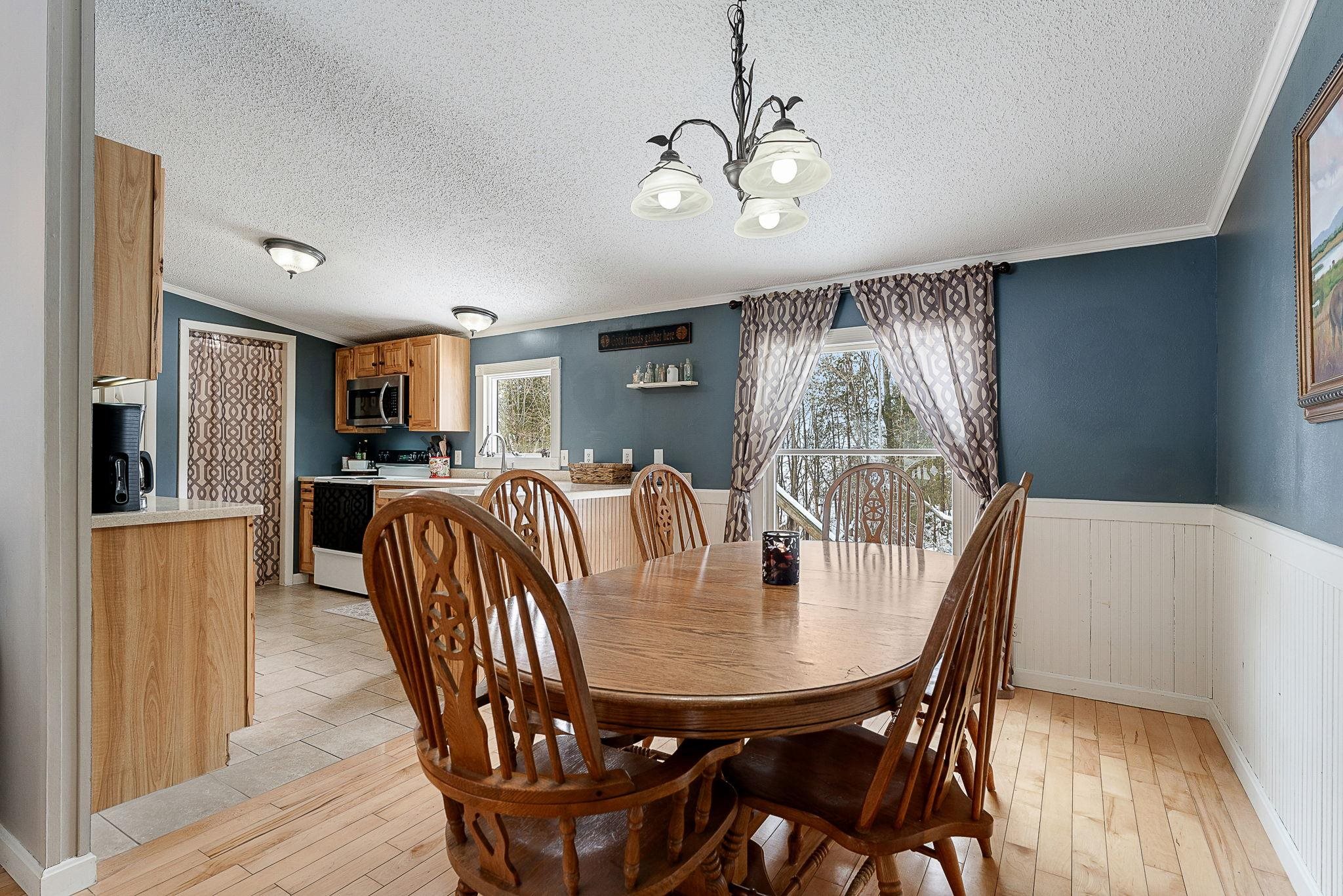 11 Everest Beach Road Milton, VT 05468 - Photo 11 of 47