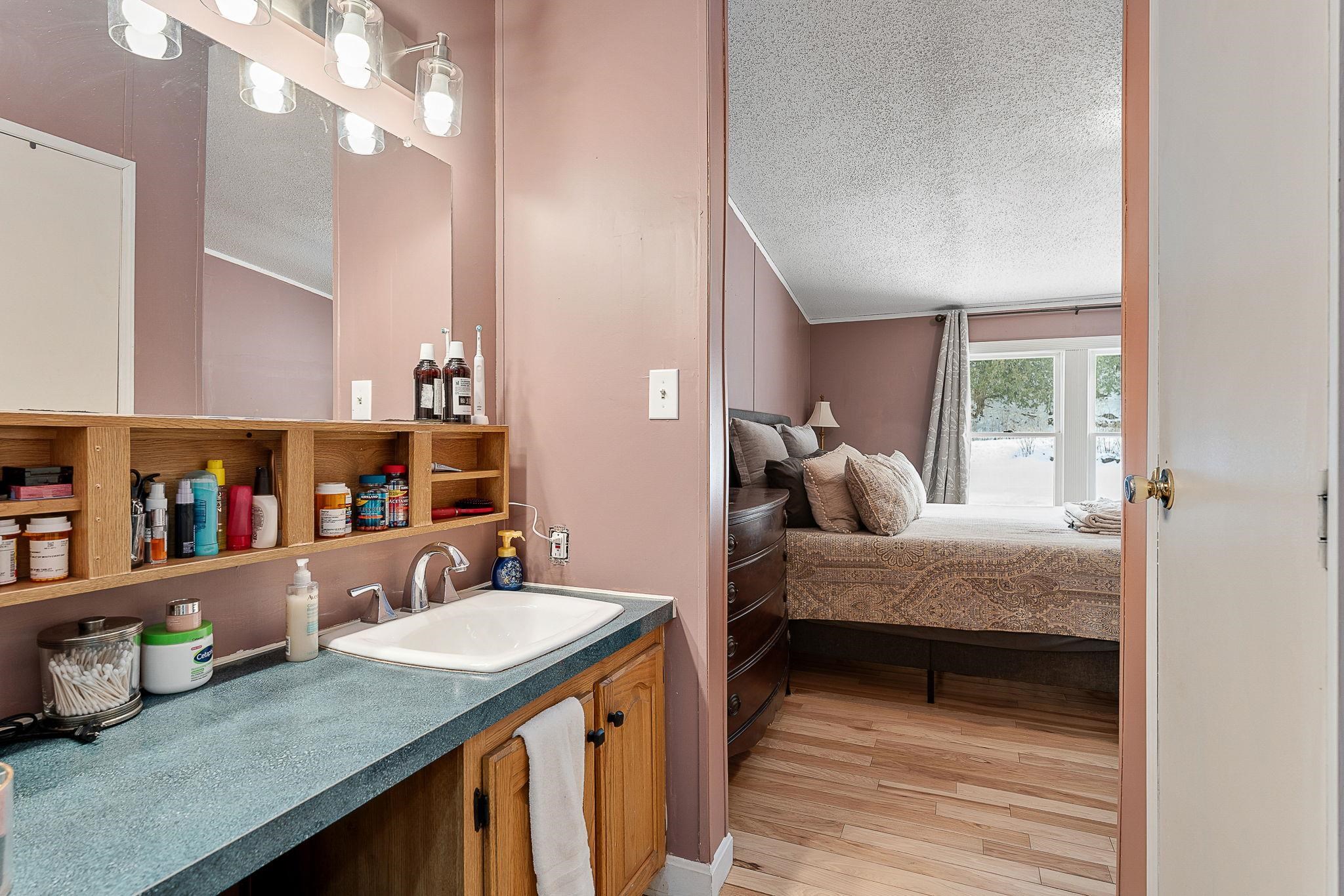 11 Everest Beach Road Milton, VT 05468 - Photo 25 of 47