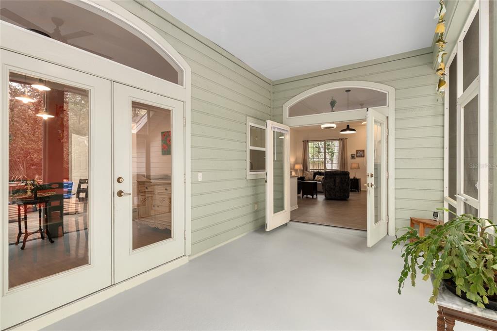 10036 Southwest 55th Lane Gainesville, FL 32608 - Photo 16 of 29