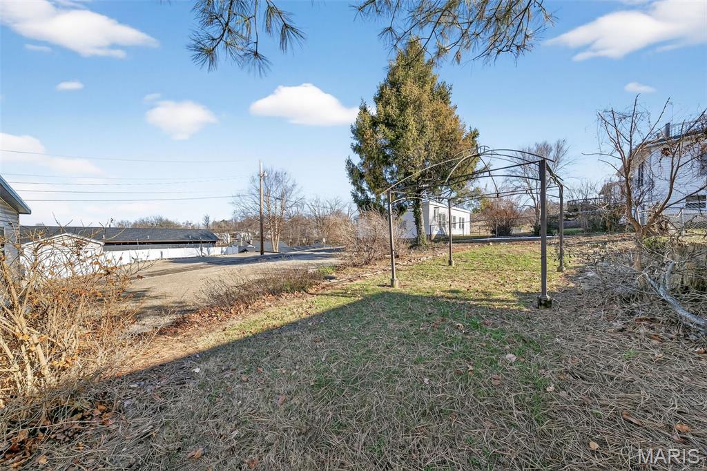 1011 Market Street Hermann, MO 65041 - Photo 44 of 46