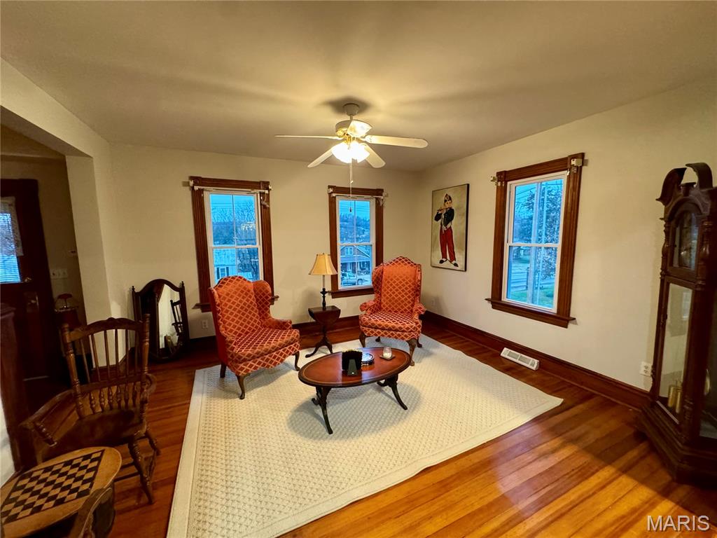 1011 Market Street Hermann, MO 65041 - Photo 9 of 46