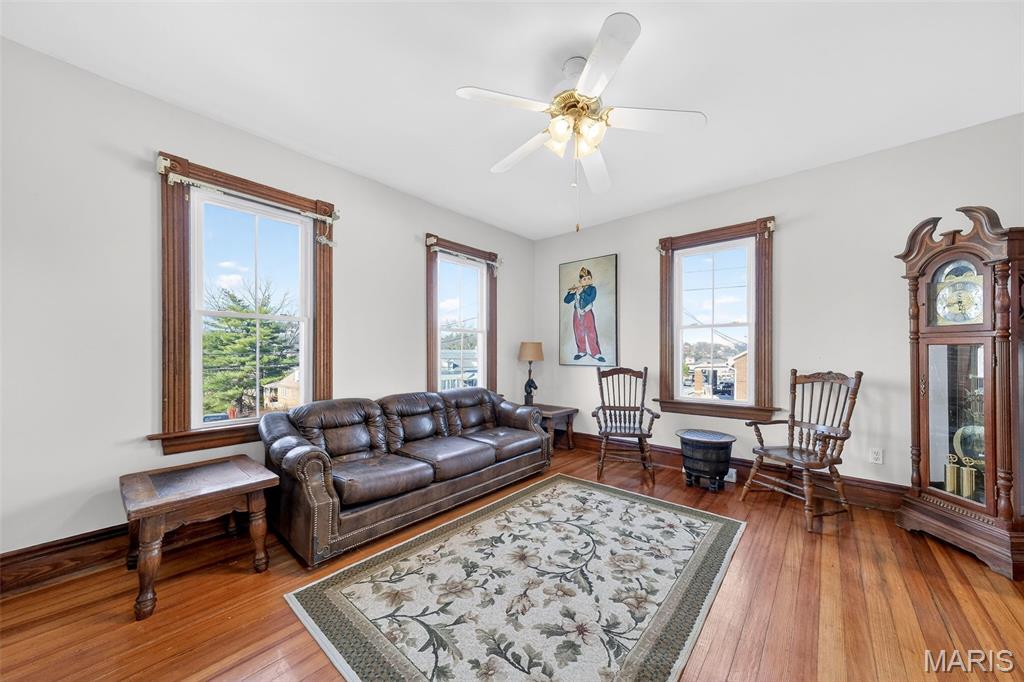 1011 Market Street Hermann, MO 65041 - Photo 10 of 46