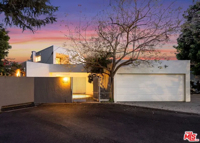 $4,295,000 | 12316 16th Helena Drive, Los Angeles, CA 90049