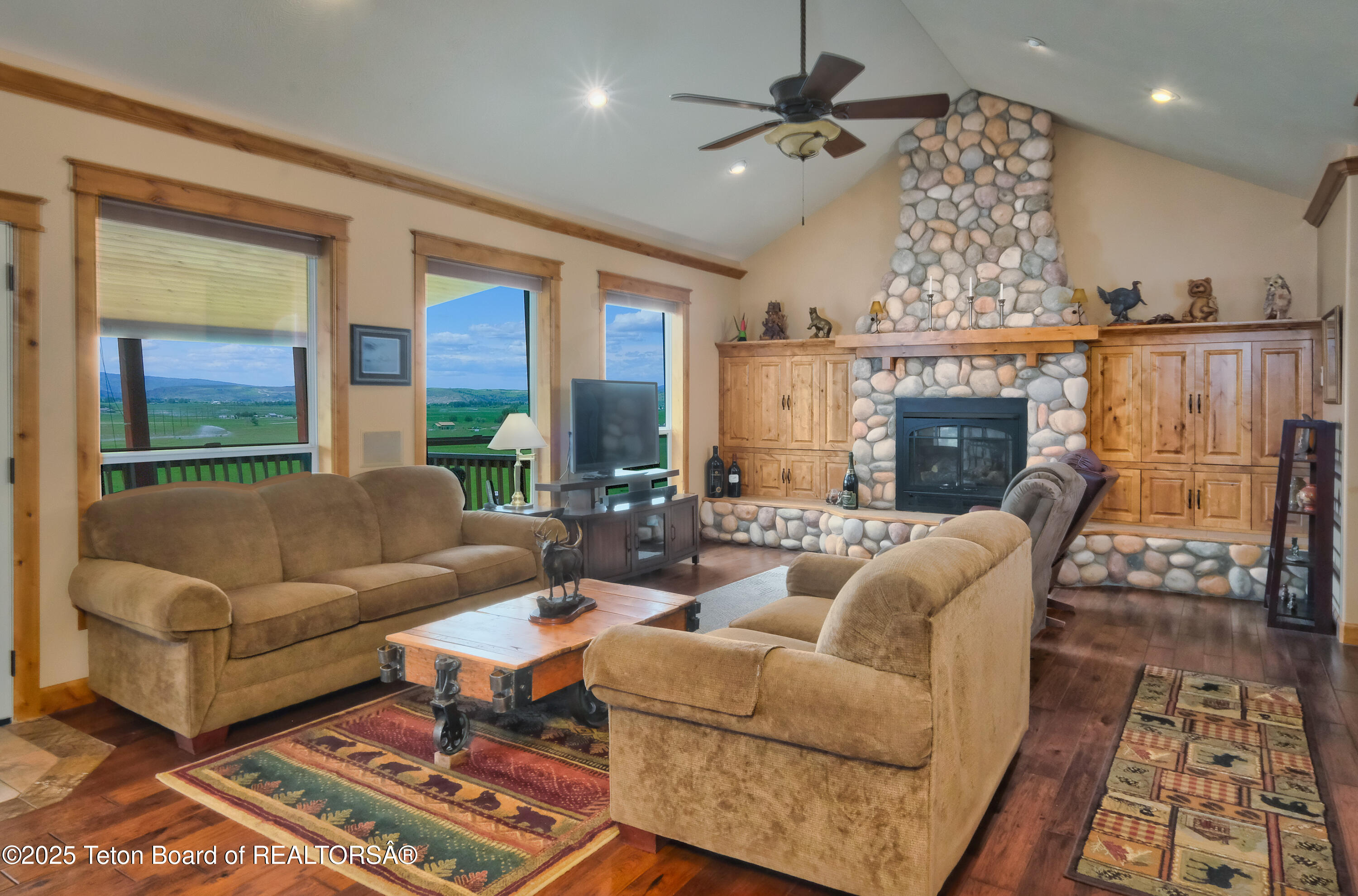 280 Cedar Circle Swan Valley, ID 83449 - Photo 10 of 32 10_280 Cedar Circle_For MLS-30