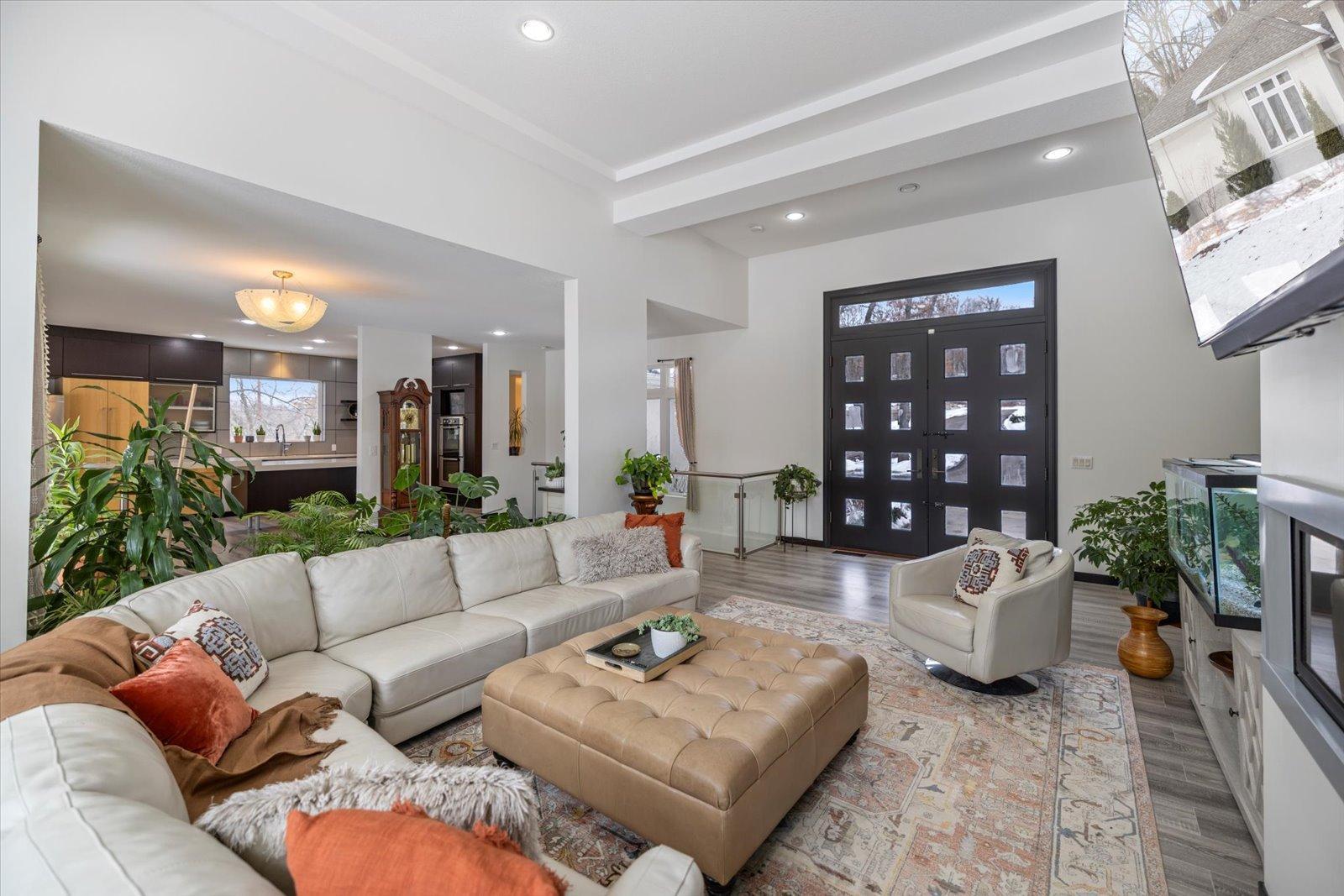 925 Cliff Road Eagan, MN 55123 - Photo 11 of 59