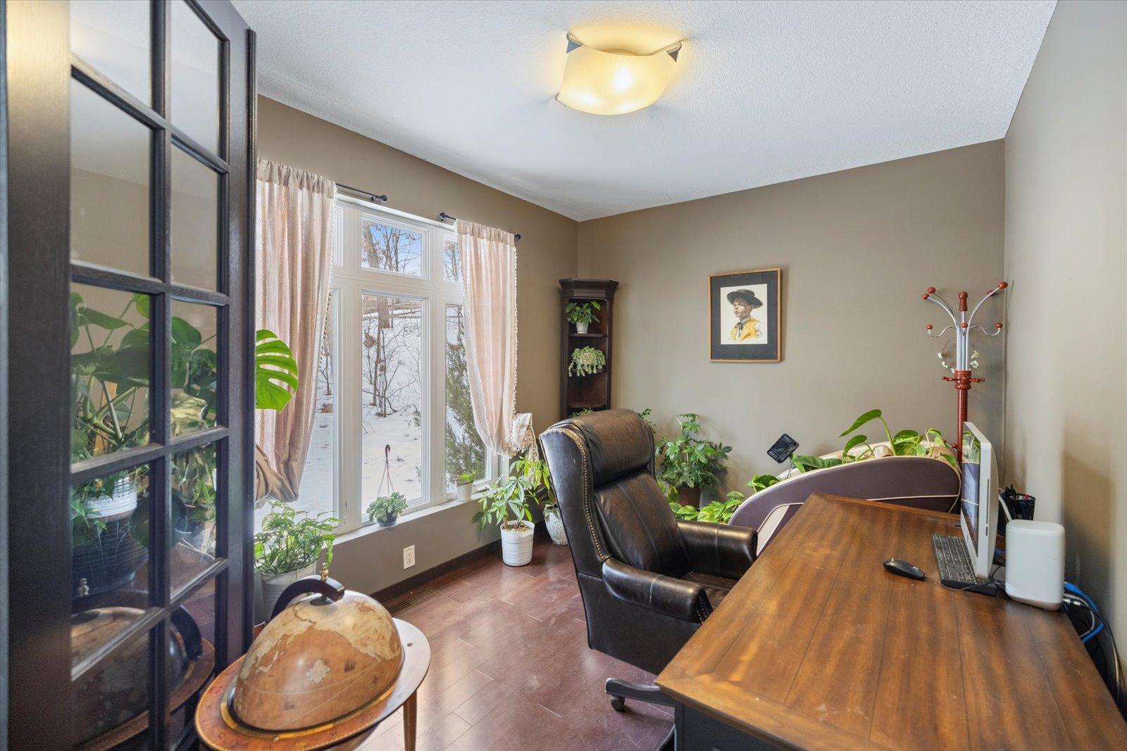 925 Cliff Road Eagan, MN 55123 - Photo 14 of 59