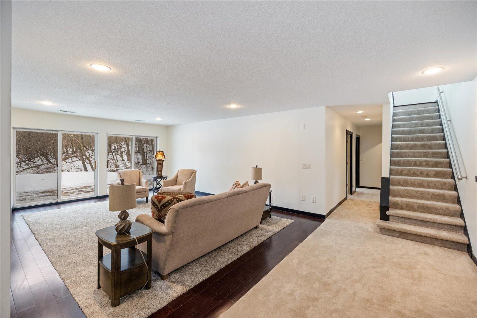 925 Cliff Road Eagan, MN 55123 - Photo 34 of 59