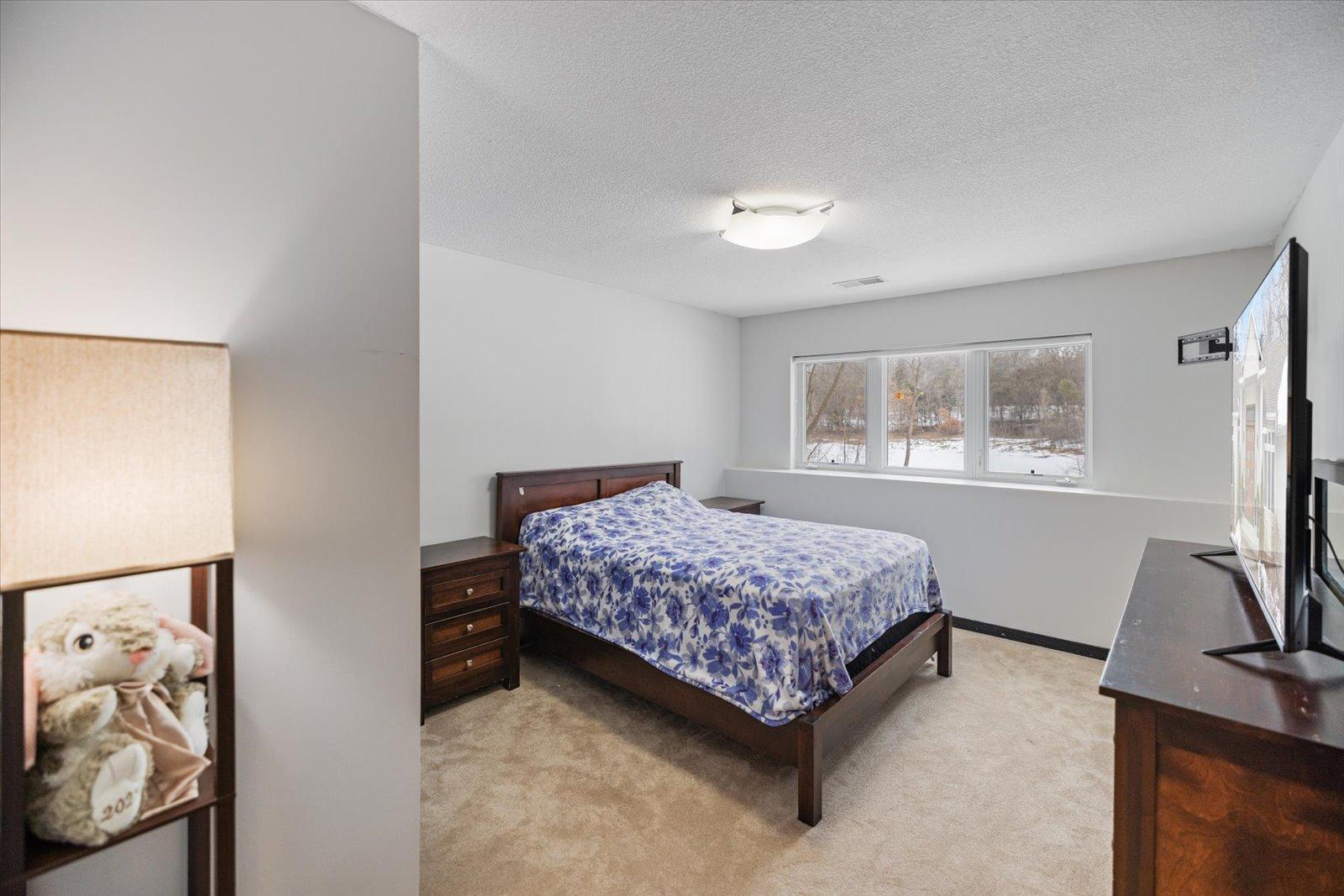 925 Cliff Road Eagan, MN 55123 - Photo 40 of 59