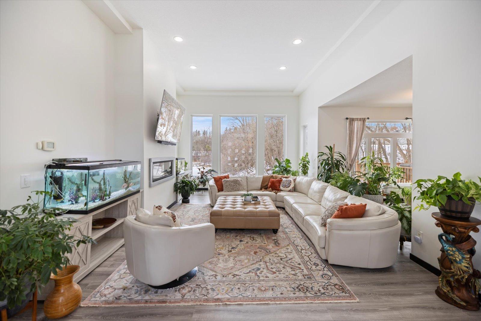 925 Cliff Road Eagan, MN 55123 - Photo 8 of 59