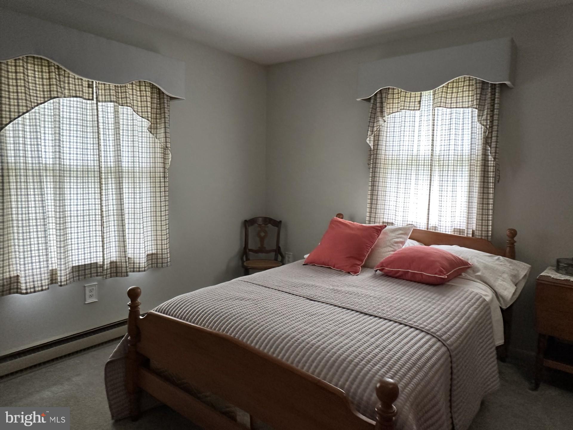 28402 Liden School Road Denton, MD 21629 - Photo 35 of 59 Bedroom #2 with cornices over windows