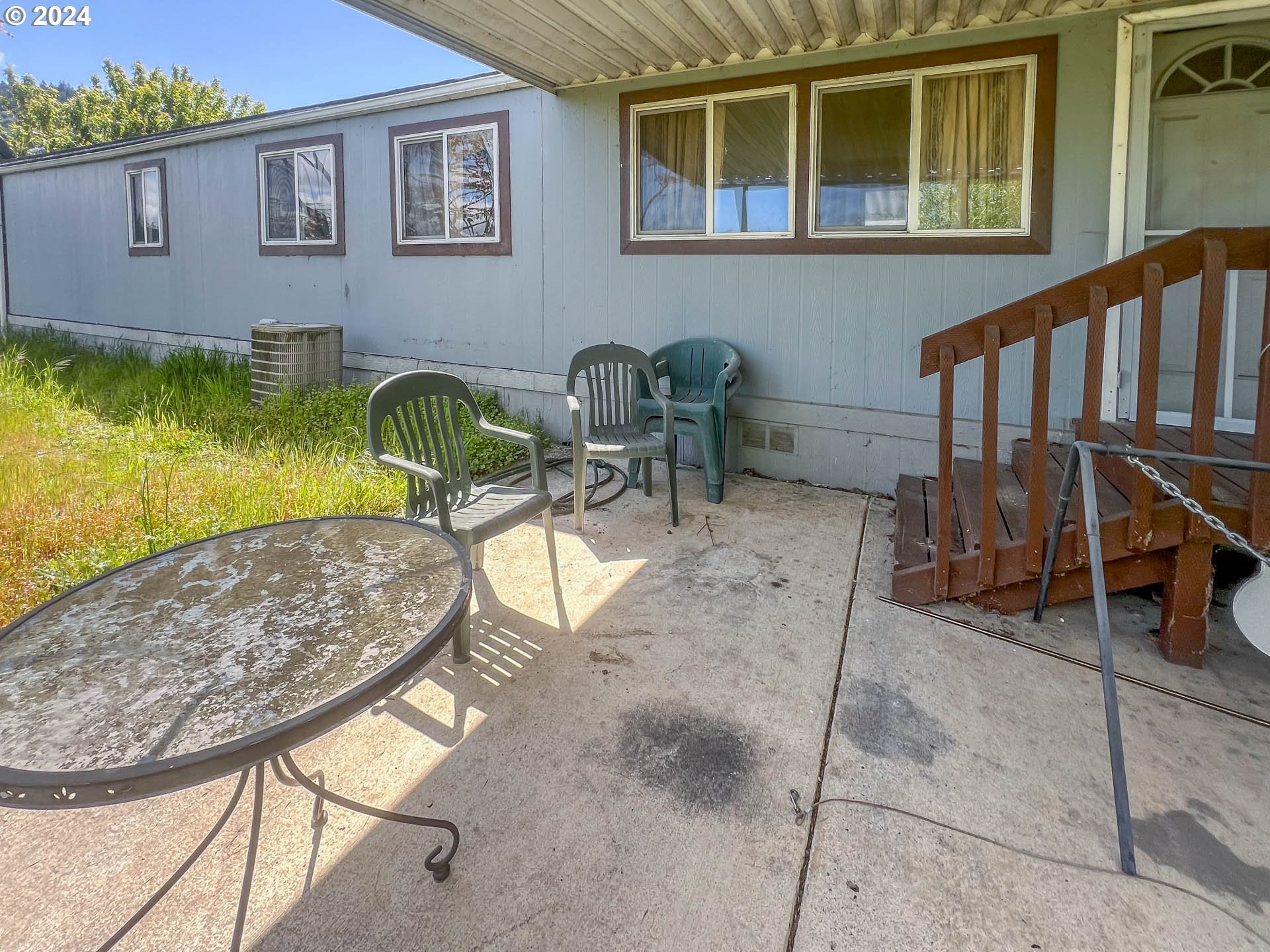 124 Estate Loop Winston, OR 97496 - Photo 4 of 21 Gallery Image 4