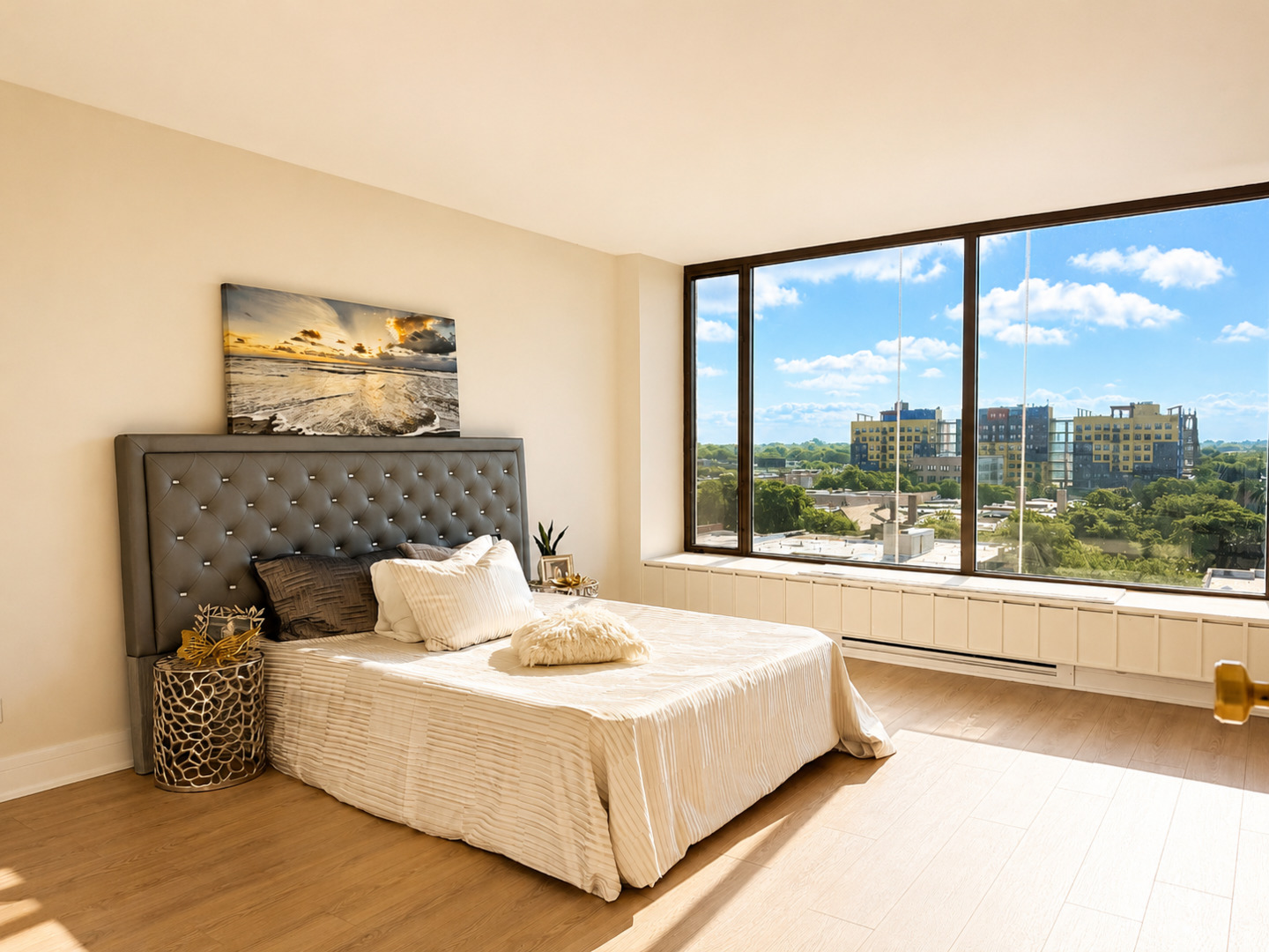 5455 North Sheridan Road, Unit 1015 Chicago, IL 60640 - Photo 11 of 16 Gallery Image 11