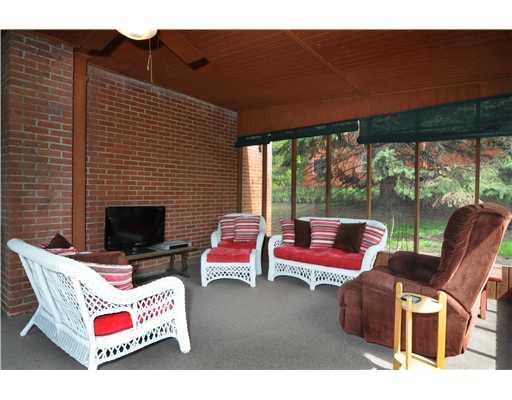 227 Parkedge Road Green Tree, PA 15220 - Photo 7 of 11 Patio/Deck.