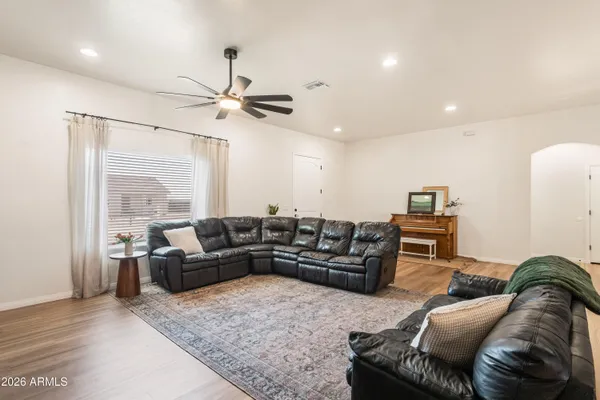 $490,000 | 4156 South Lois Lane, Sierra Vista, AZ 85650