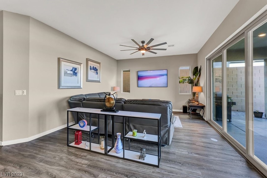 2170 Sunset Valley Street Henderson, NV 89052 - Photo 14 of 54