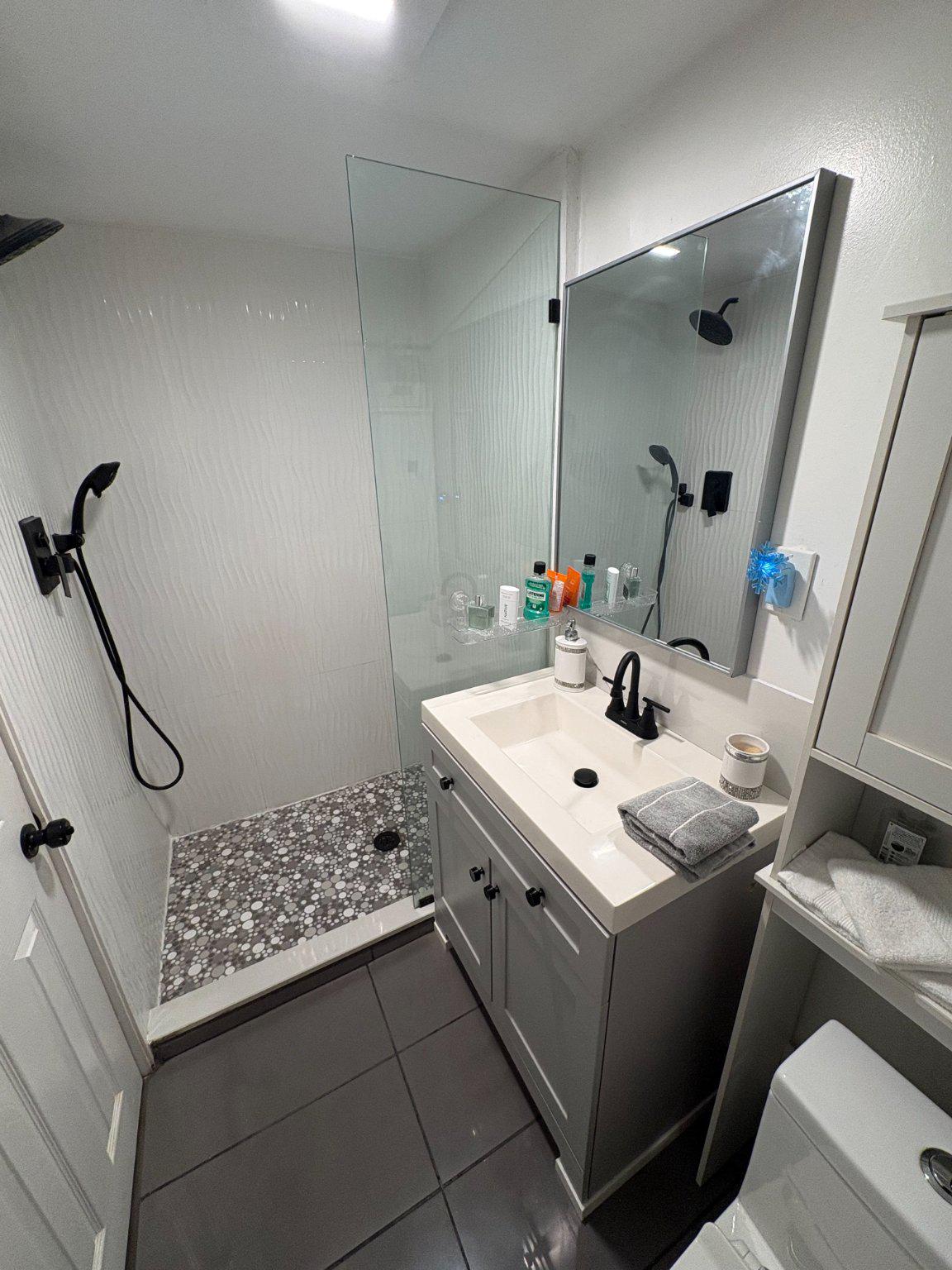 3113 Greenvalley Road Newtown Square, PA 19073 - Photo 28 of 32 Bathroom 3