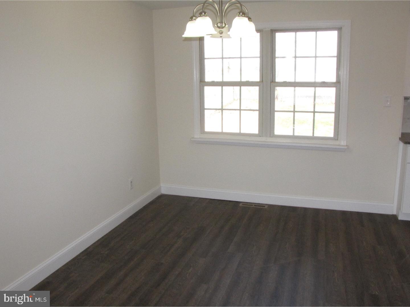 471 Byron Road Warminster, PA 18974 - Photo 4 of 19