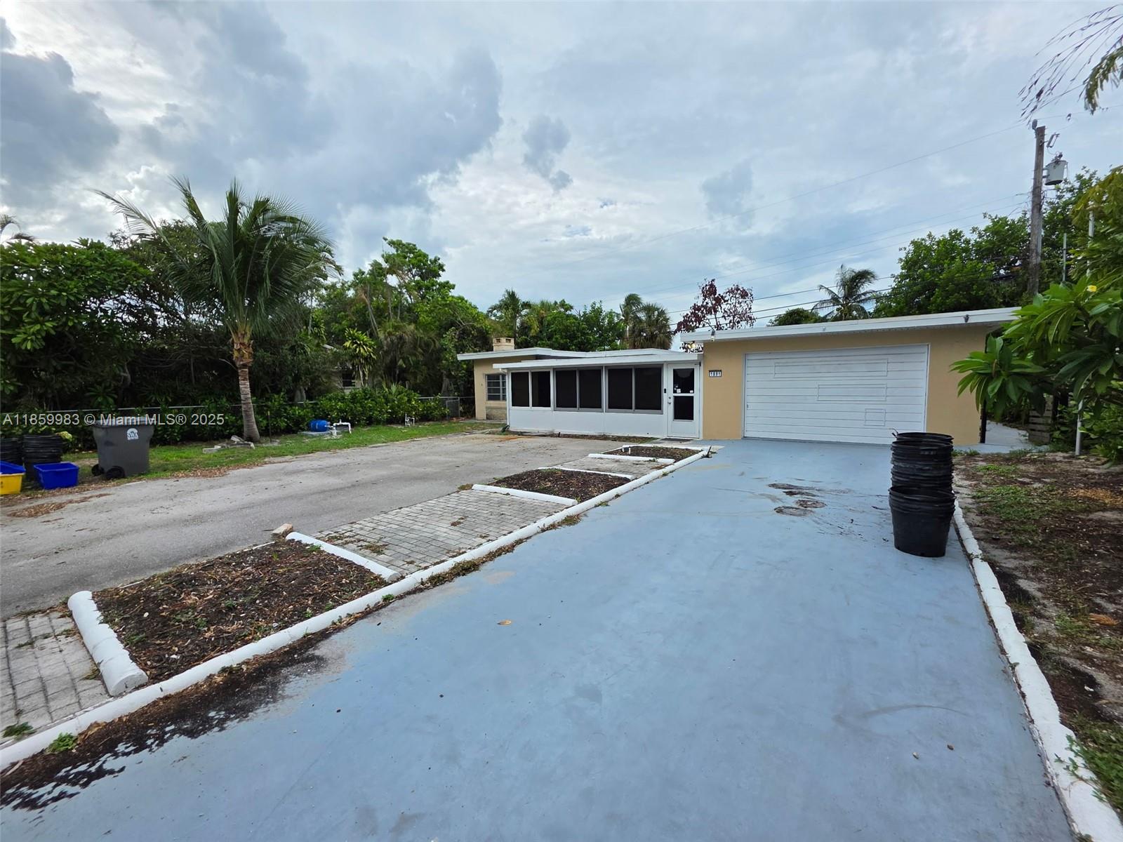 1891 Ridge Road North Palm Beach, FL 33408 - Photo 3 of 3